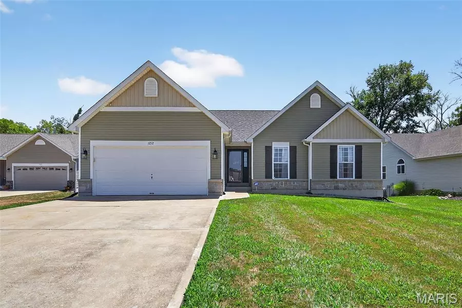 1257 Sonoma WAY, Pacific, MO 63069