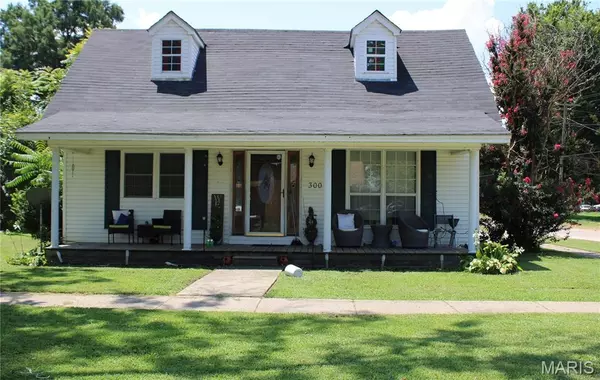 300 E 5th ST, Caruthersville, MO 63830