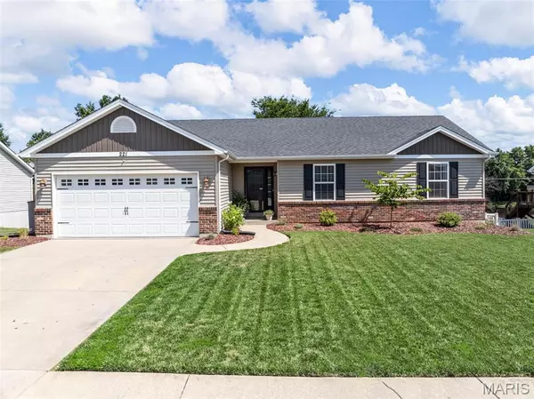 Wentzville, MO 63385,221 Hartford Glen CT