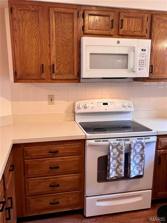 St Louis, MO 63129,2806 Par Valley CT #B