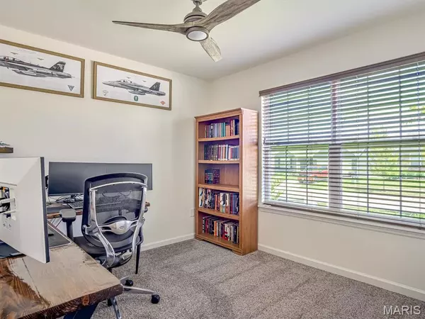 St Charles, MO 63301,307 Palisades CT