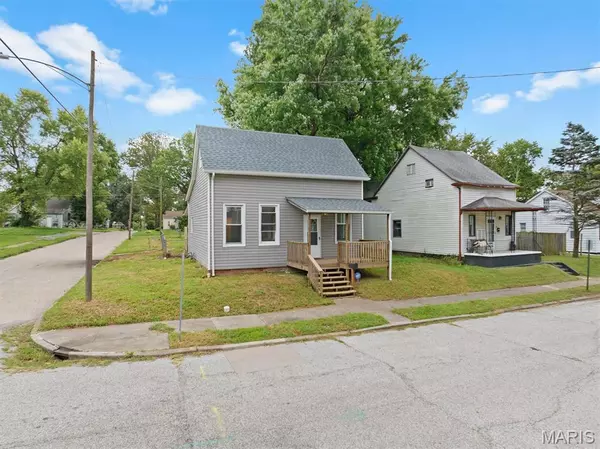 Belleville, IL 62221,1224 N Charles ST