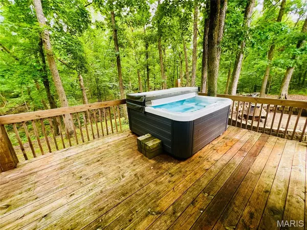 Perry, MO 63462,42171 Cedar Crest Place