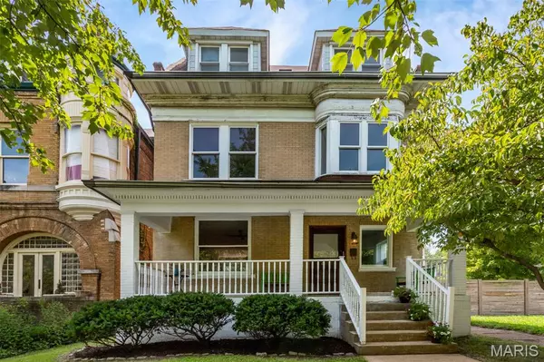 4256 Westminster PL, St Louis, MO 63108