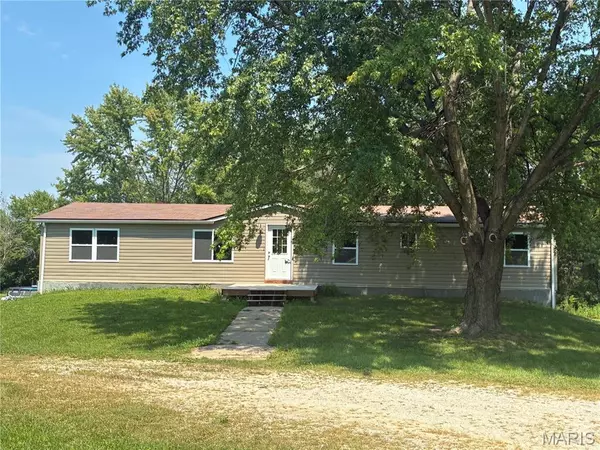 Troy, MO 63379,126 Highland DR