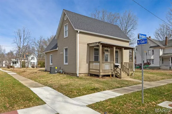220 W Adams ST, O'fallon, IL 62269