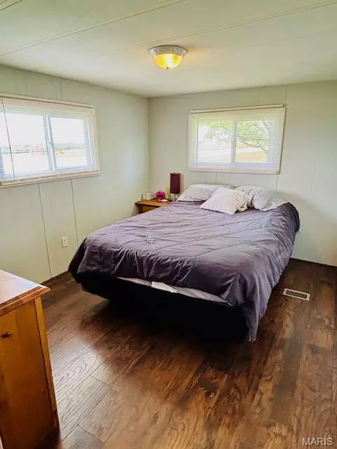 Villa Ridge, MO 63089,3405 Old Highway 100