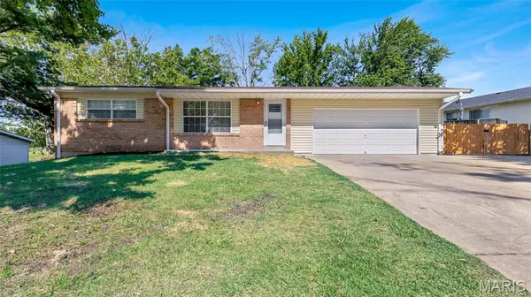 2 Martin LN, St Peters, MO 63376