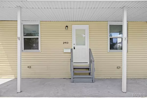 Granite City, IL 62040,2913 Iowa ST