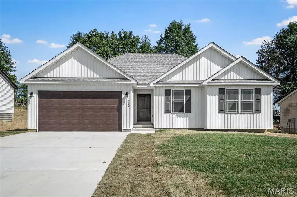 Troy, MO 63379,205 Whitetail Crossing DR