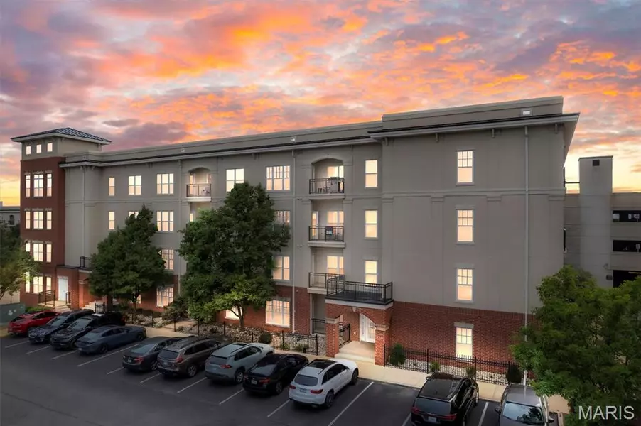 1241 Strassner DR #1508, St Louis, MO 63144