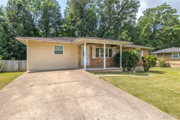 Poplar Bluff, MO 63901,211 Hampton CT