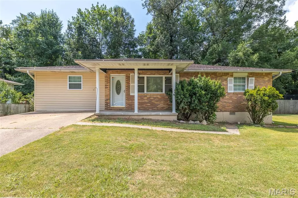 Poplar Bluff, MO 63901,211 Hampton CT