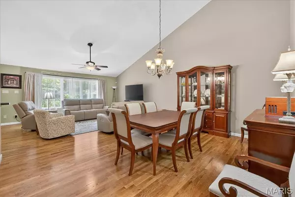 Unincorporated, MO 63129,5522 Remington Villas CT