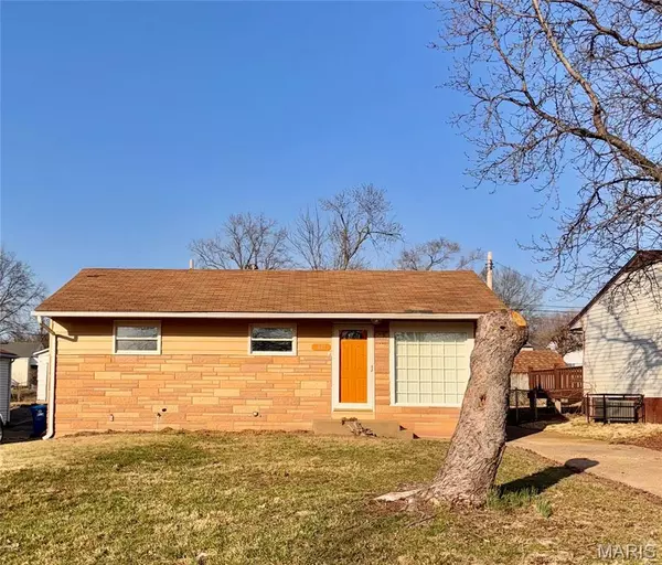 St Louis, MO 63137,211 Perthshire RD