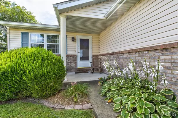 Moro, IL 62067,446 Pheasant LN