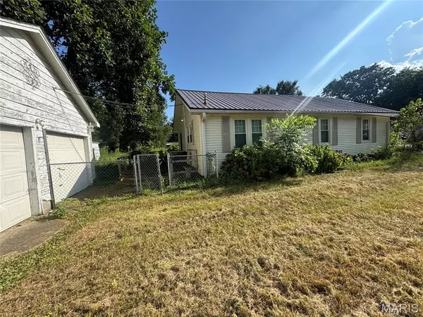 Poplar Bluff, MO 63901,634 S C ST