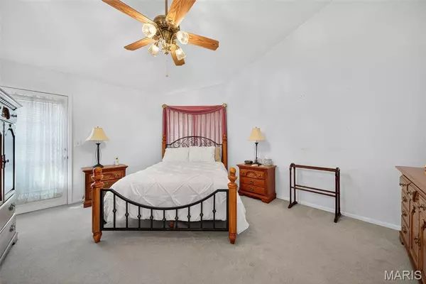 St Peters, MO 63304,57 Broken Oak CT #44A