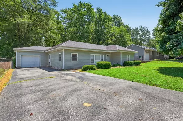 Fairview Heights, IL 62208,147 Frey LN