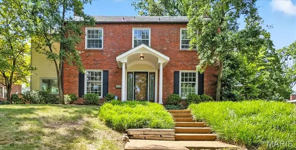 8162 Amherst AVE, University City, MO 63130