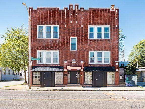 1337 Vandeventer AVE, St Louis, MO 63110