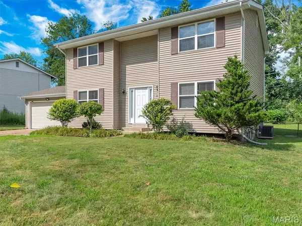 Ballwin, MO 63021,330 Whitehall DR