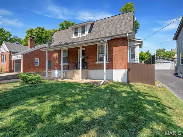 St Louis, MO 63119,7723 Suffolk AVE