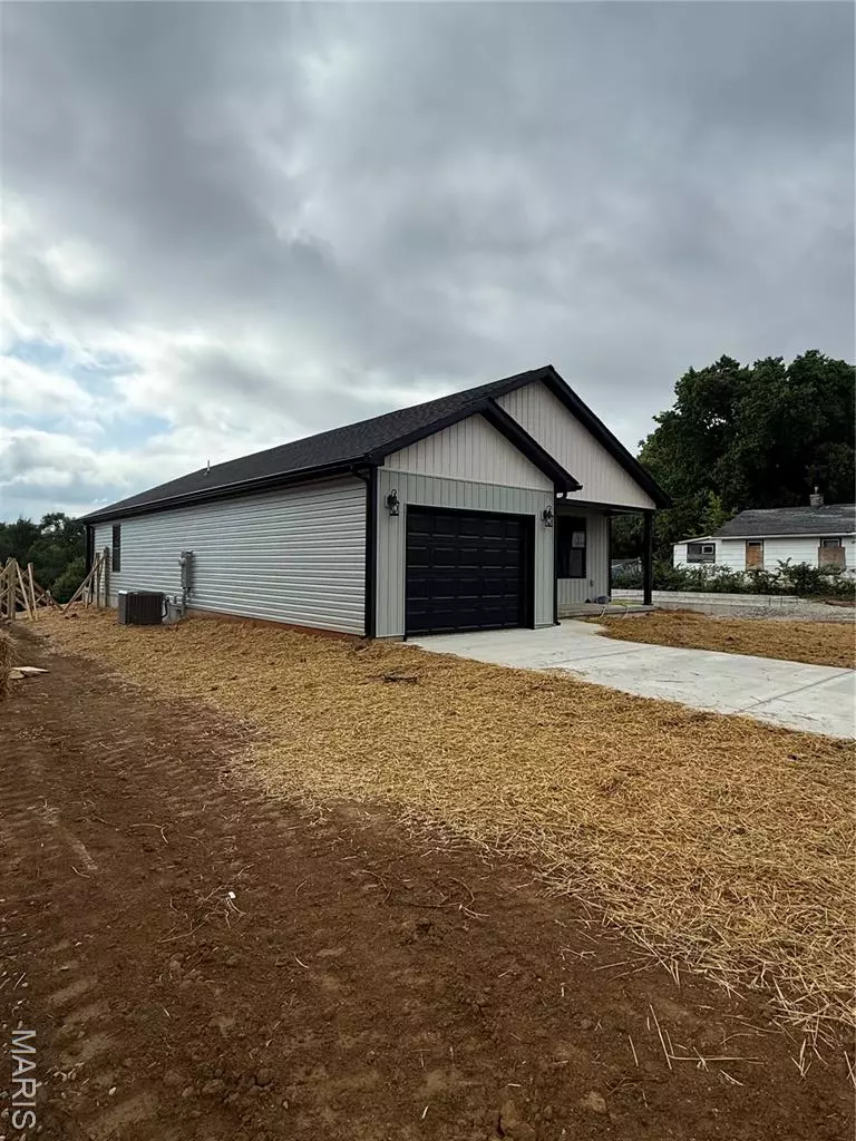 Park Hills, MO 63601,709 8th ST