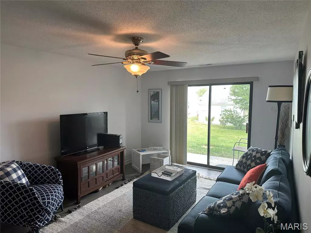 St Charles, MO 63303,1620 Summergate Pkwy #B