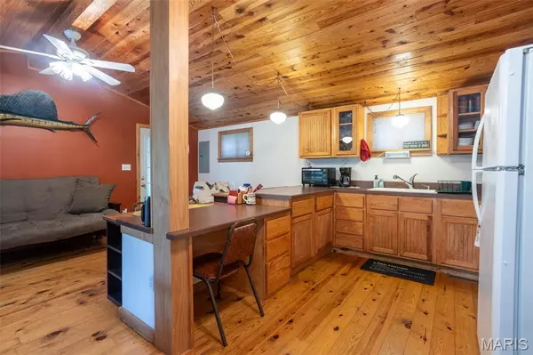 Bismarck, MO 63624,10367 Whippoorwill DR