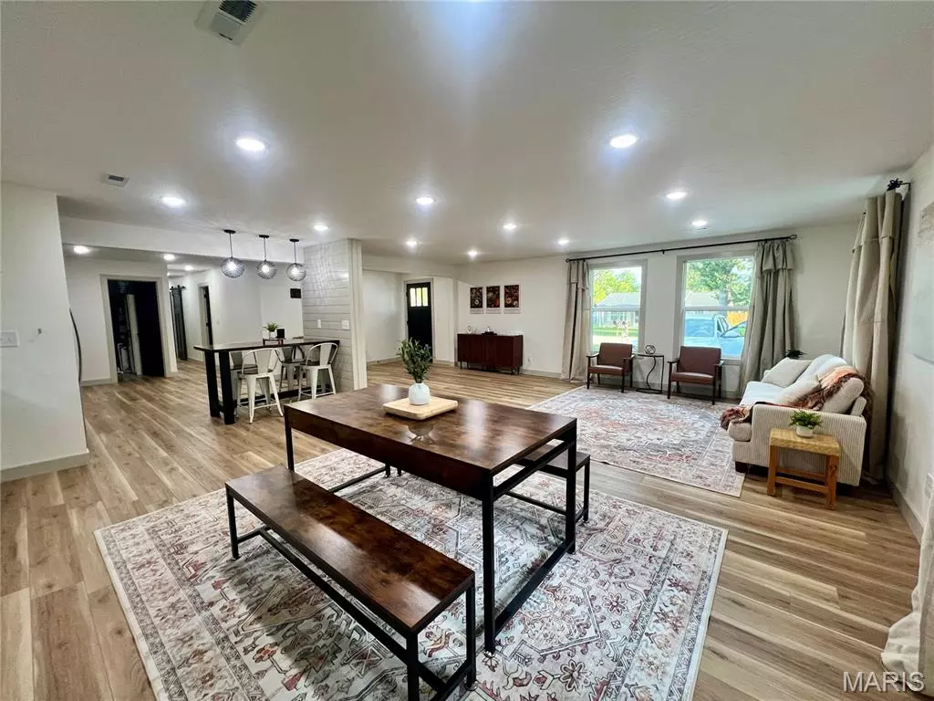 Richland, MO 65556,608 Cedar ST