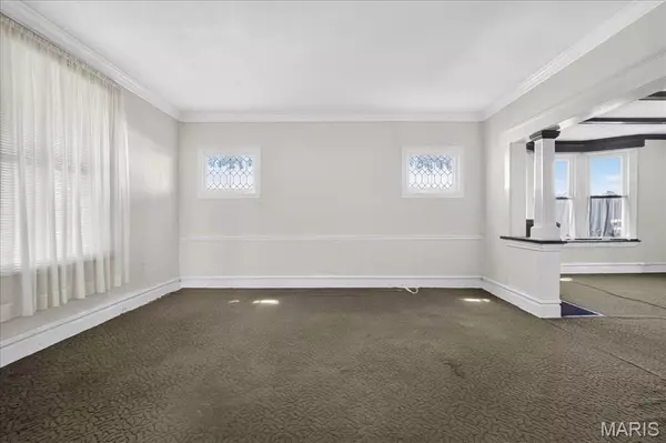 Maplewood, MO 63143,2643 Roseland TER