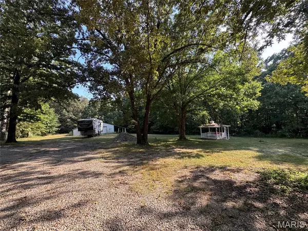 Poplar Bluff, MO 63901,220 Stone Creek DR