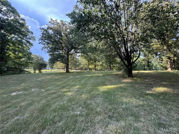 Poplar Bluff, MO 63901,220 Stone Creek DR