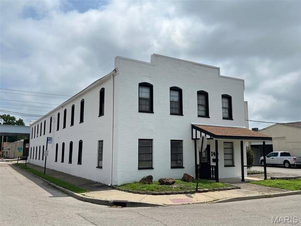 140 Iowa AVE, Belleville, IL 62220