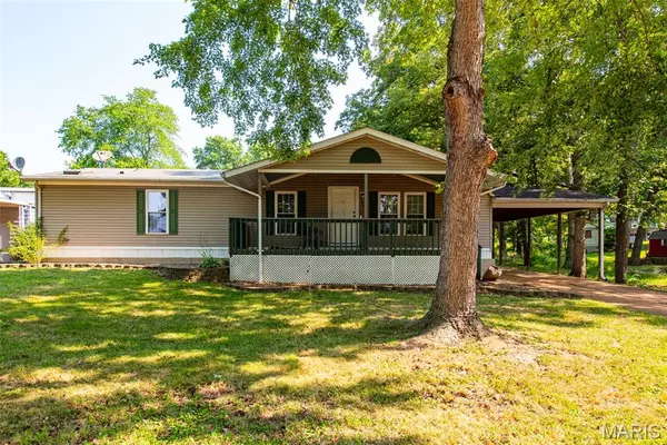 Villa Ridge, MO 63089,475 White Oak CT