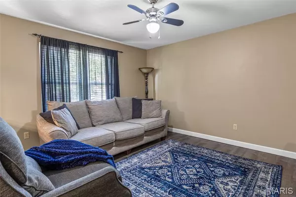 St Peters, MO 63376,43 Oak Forest DR