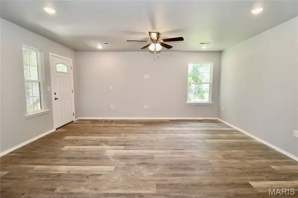 Lebanon, MO 65536,540 Pearl ST