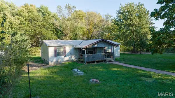 10970 Cordum AVE, Gillespie, IL 62033