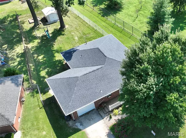 Godfrey, IL 62035,905 Lafayette AVE