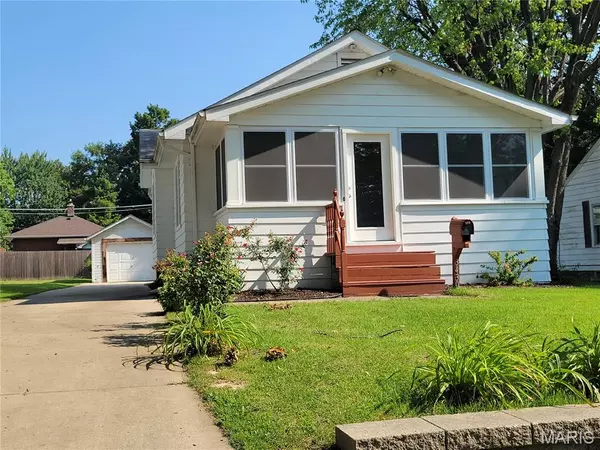 Alton, IL 62002,3430 California AVE