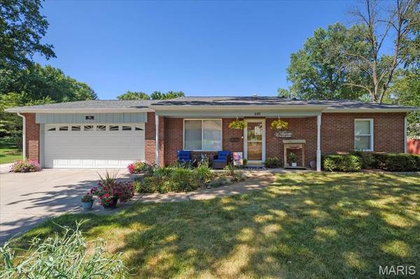 641 S Virginia AVE, Belleville, IL 62220