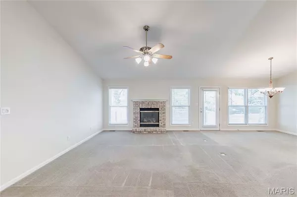 St Peters, MO 63376,183 Fairgate DR