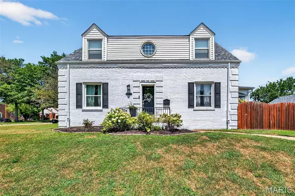 6817 Crest AVE, St Louis, MO 63130