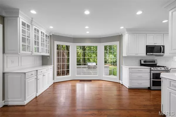 Ladue, MO 63124,1 Willow Hill RD