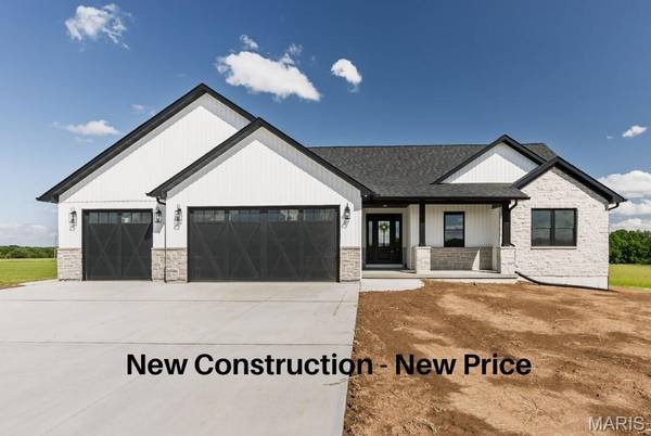 103 Cheatham Farm LN, Troy, MO 63379