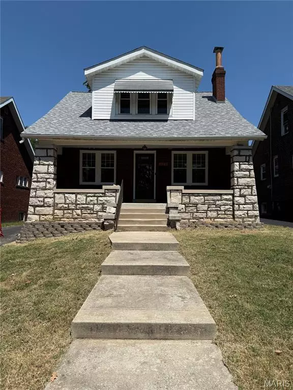 7569 Dale AVE, St Louis, MO 63117