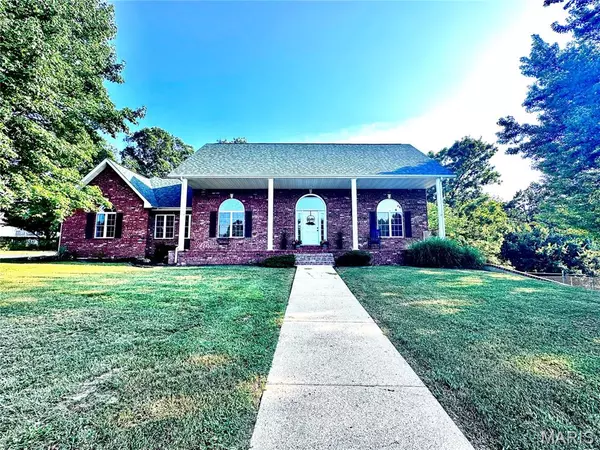 102 Opal ST, St Robert, MO 65584