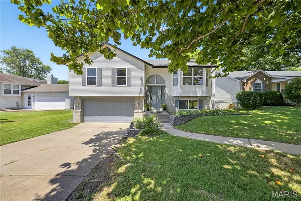 103 Heron CT, St Peters, MO 63376