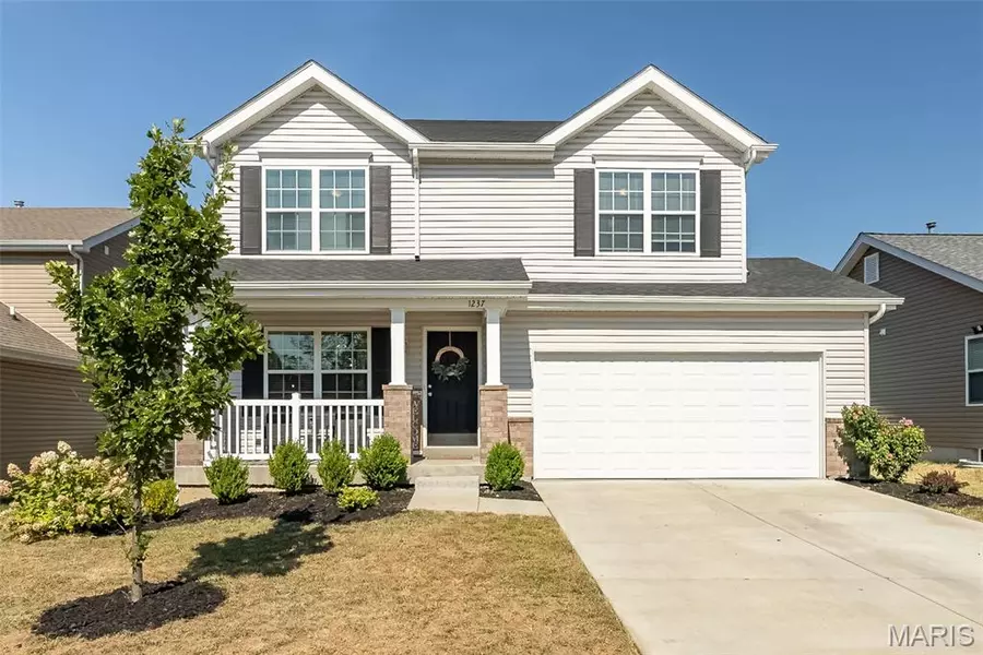 1237 Eskridge LN, St Louis, MO 63133